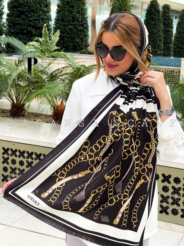 شال نخی VERSACE